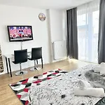Design Centre - Enjoy And Relax * Dresden
