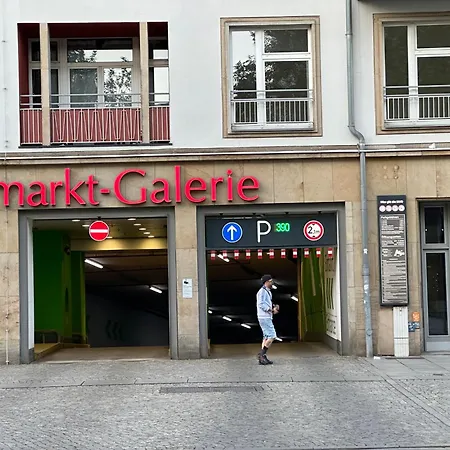 Design Centre - Enjoy And Relax * Dresde