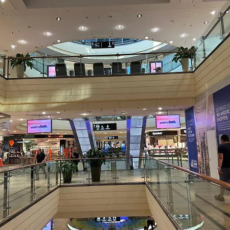Апартаменты Design Centre - Enjoy And Relax